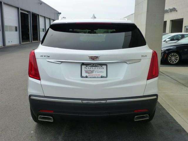 2017 Cadillac XT5 4dr SUV